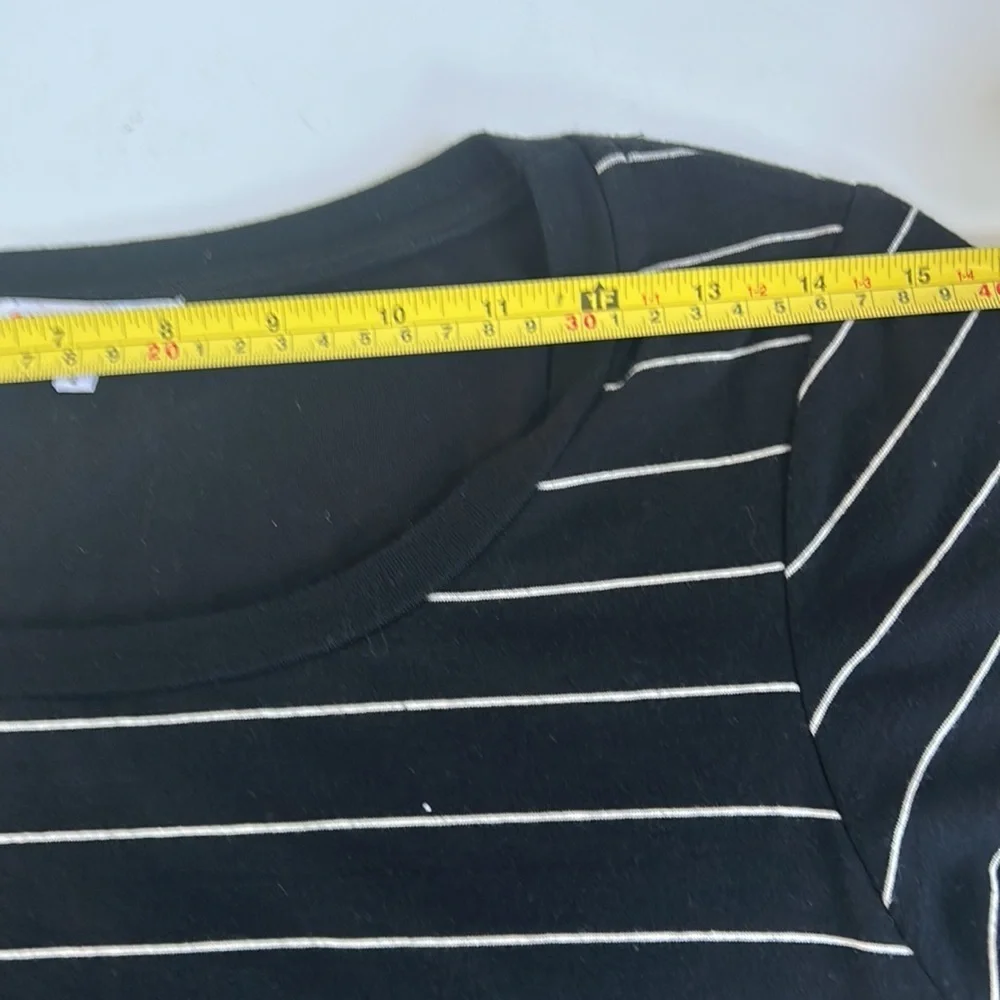 Sundry black t-shirt crew neck dress w white stripe and ruching down side lined